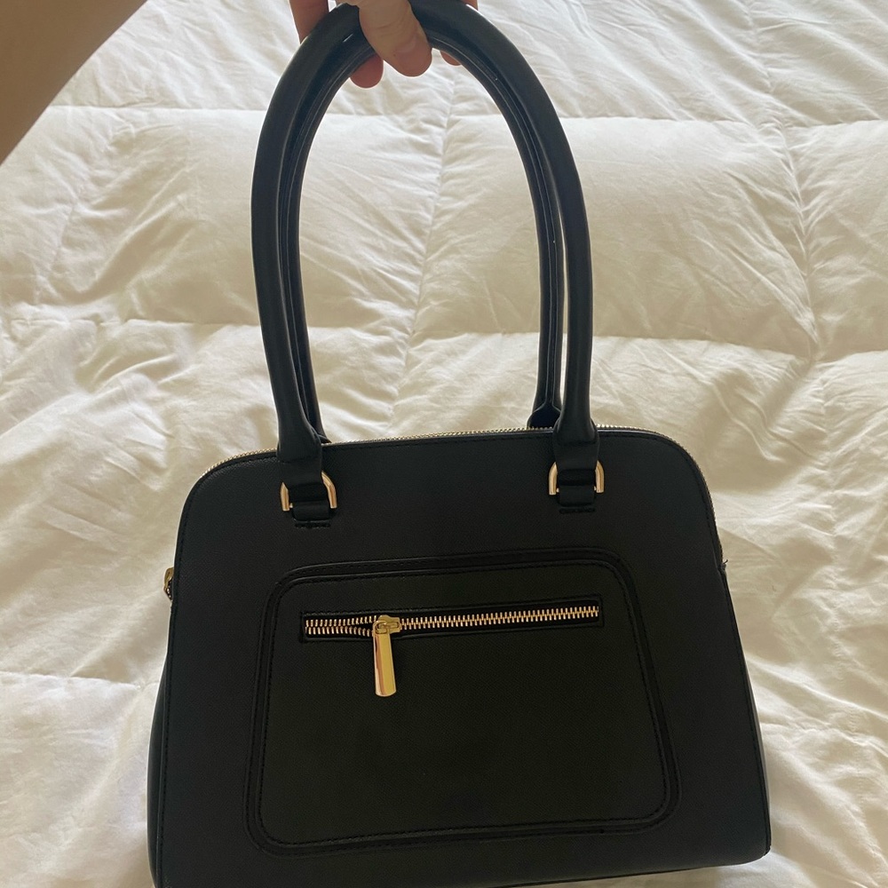 Black hand bag